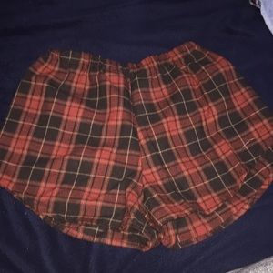 plaid shorts